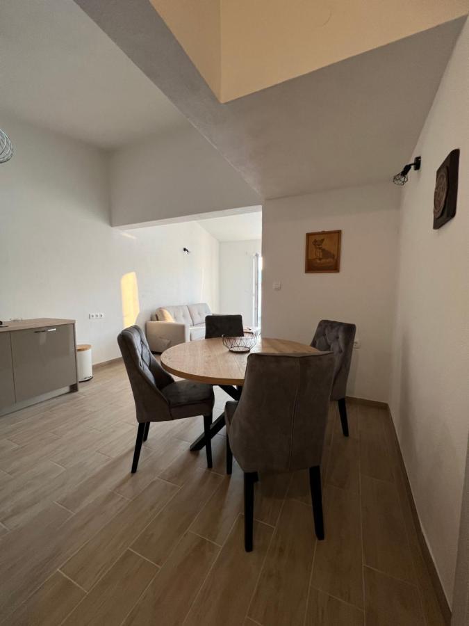 Apartmani Tamaris Vinišće 外观 照片