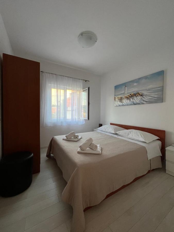 Apartmani Tamaris Vinišće 外观 照片